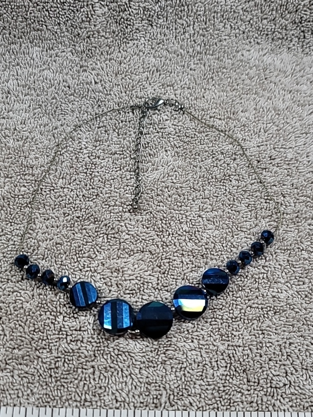 Necklace W/ Flat Blue Iridecent Beads, Gradient From Large In Center To Small